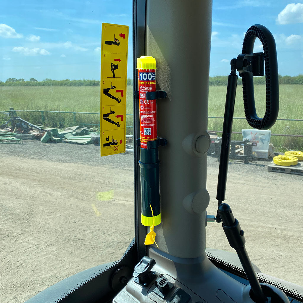 FSS100 (Standard) – 100 Second Fire Safety Stick